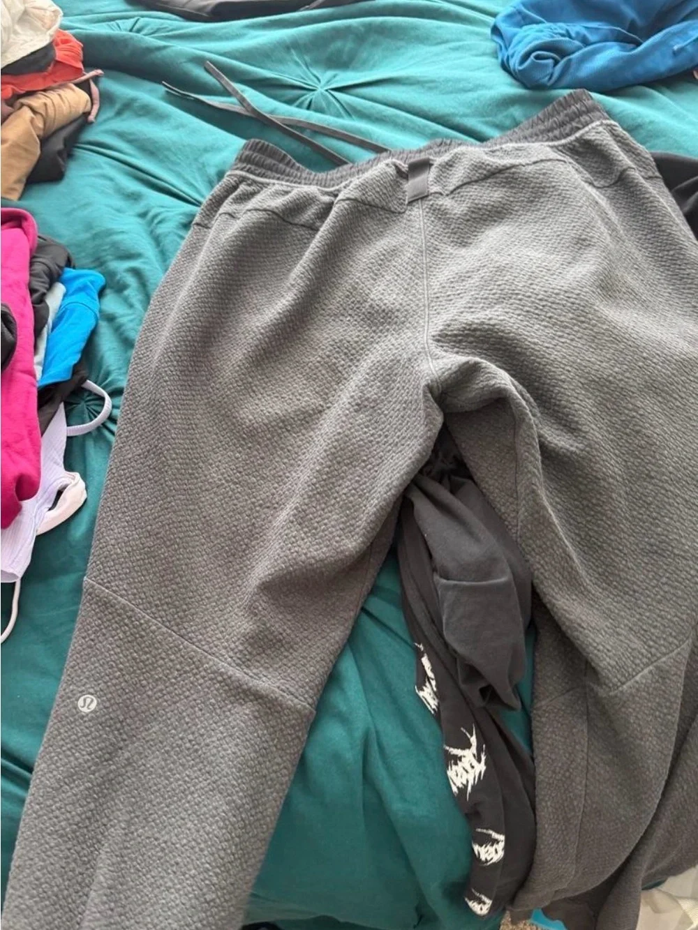 Men's lululemon at ease jogger size l